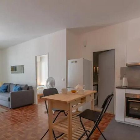 Grand Appartement Lumineux Pour 2 A 4 Personnes A Avignon Intra-Muros Wifi Gratuit Exterior foto