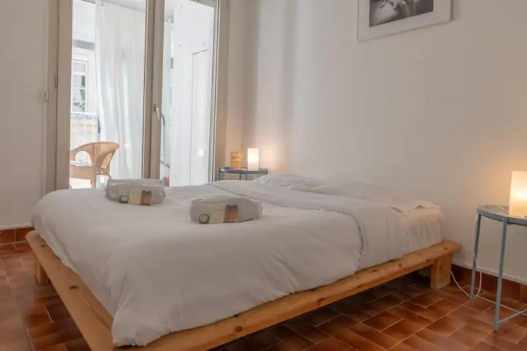 Grand Appartement Lumineux Pour 2 A 4 Personnes A Avignon Intra-Muros Wifi Gratuit Exterior foto